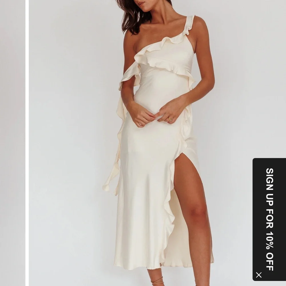 Selfie Leslie One-Shoulder Satin Ruffle Midi Dress in Butter - Picture 4 of 4